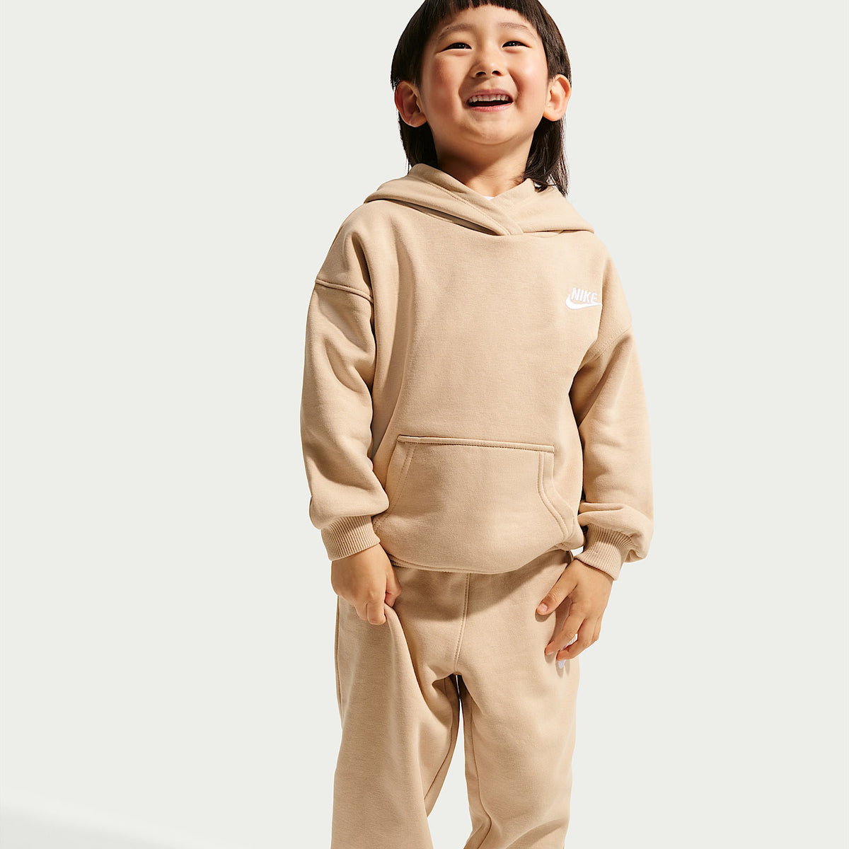 Conjunto de 2 piezas oversized infantil Nike Club Fleece – Lino – vista 6