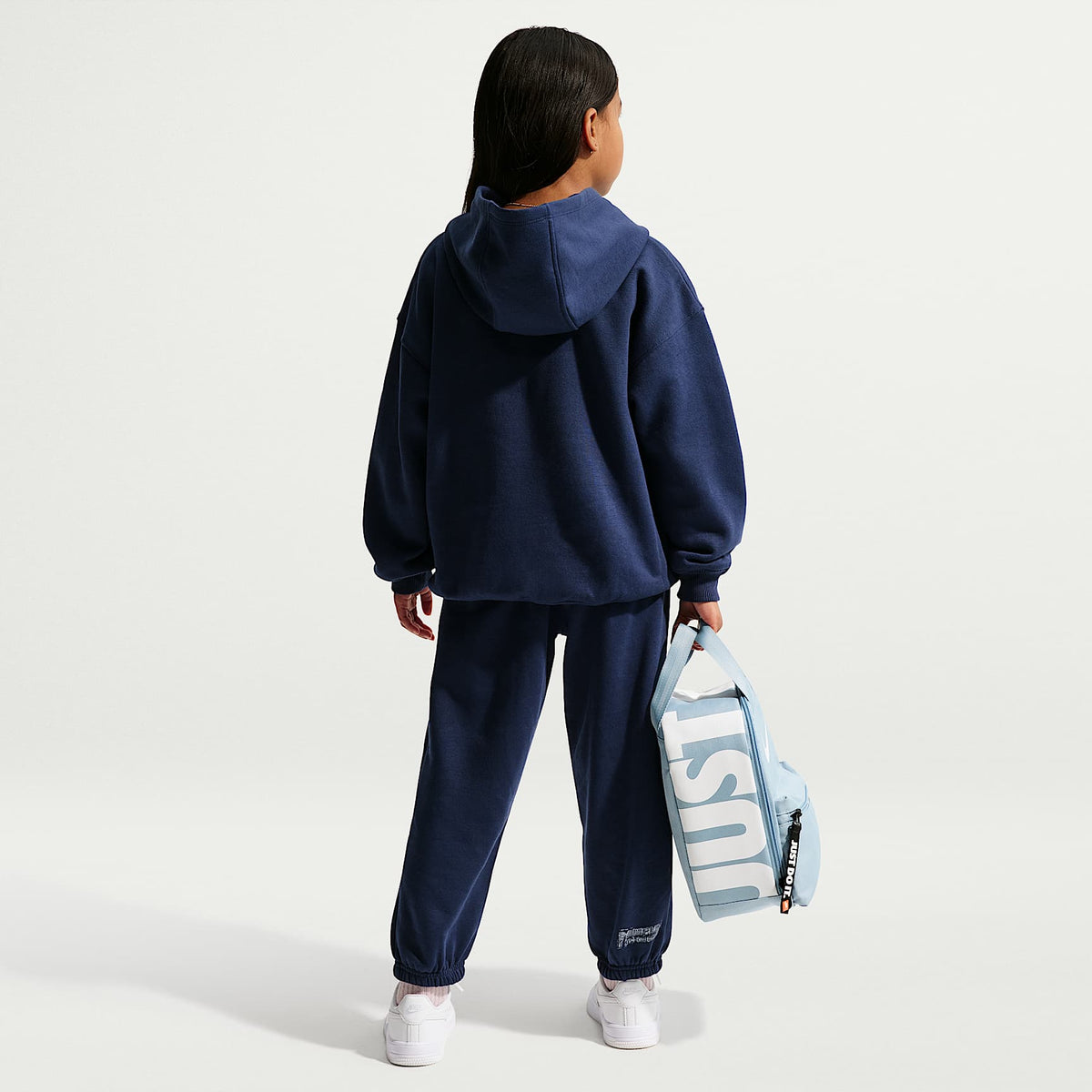 Conjunto de 2 piezas oversized para niños talla pequeña Nike Club Fleece – Azul marino medianoche – vista 7