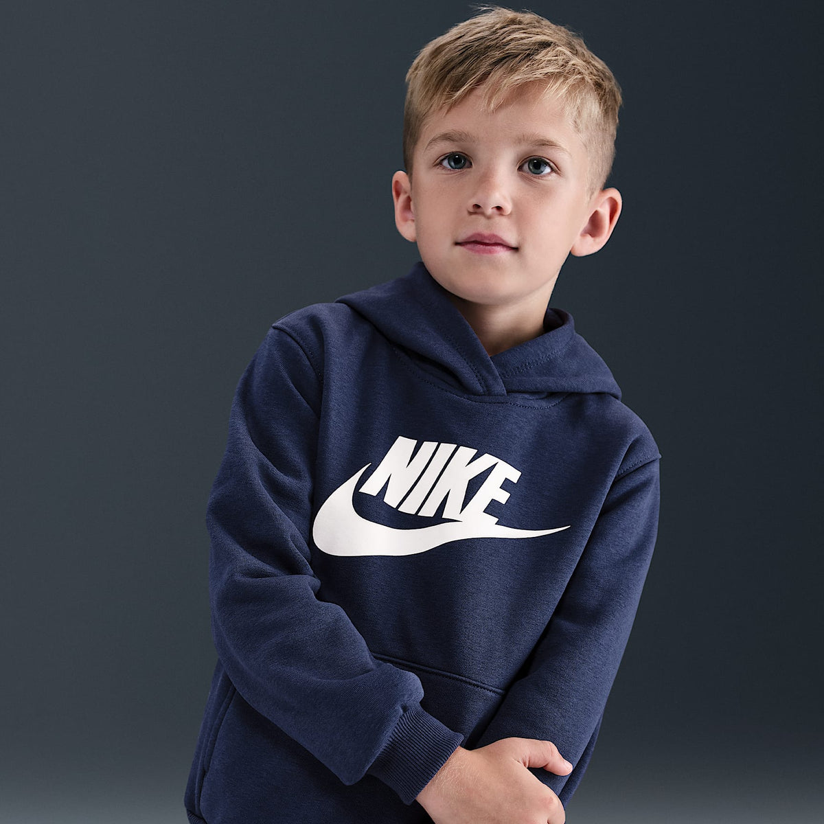 Conjunto de 2 piezas Club Fleece para niños talla pequeña Nike – Azul marino medianoche – vista 2