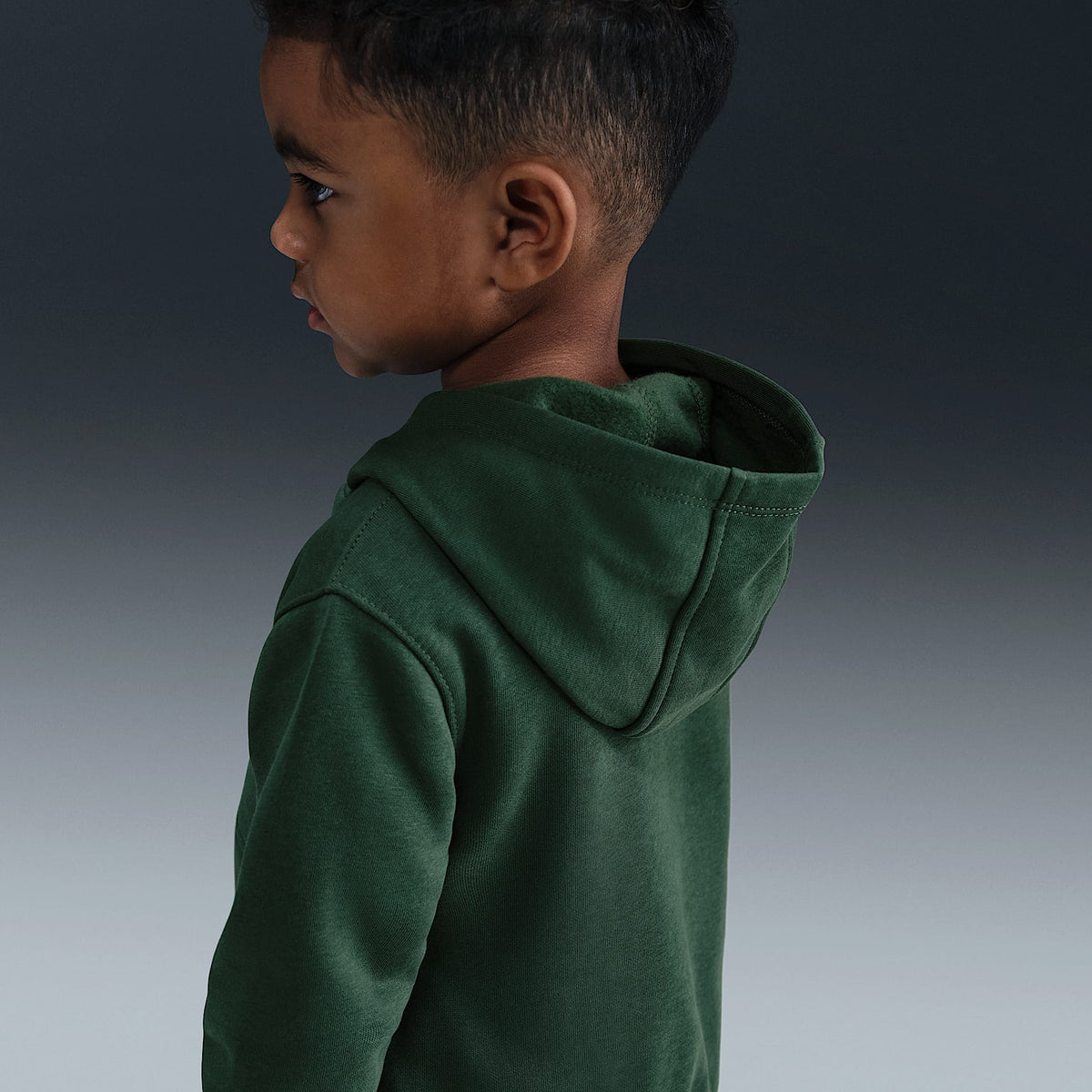 Conjunto de 2 piezas Club Fleece infantil Nike – Abeto – vista 3