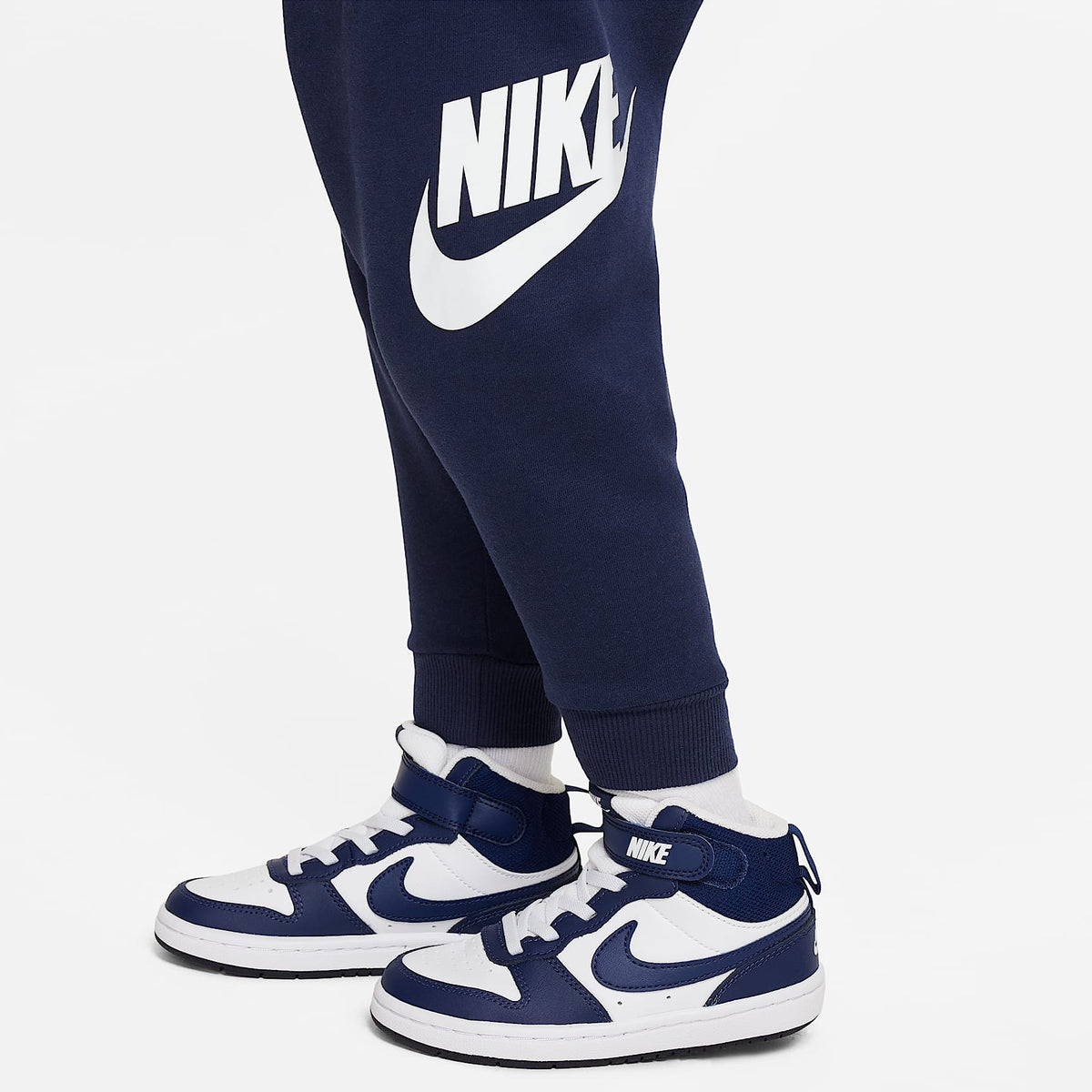 Conjunto de 2 piezas Club Fleece infantil Nike – Azul marino medianoche – vista 5