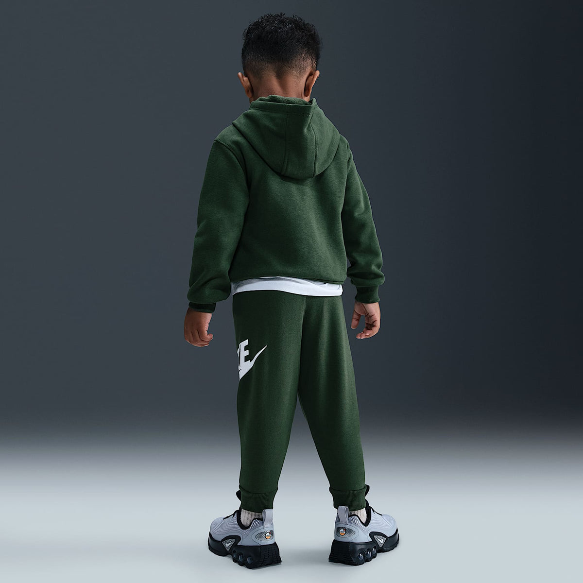 Conjunto de 2 piezas Club Fleece infantil Nike – Abeto – vista 6