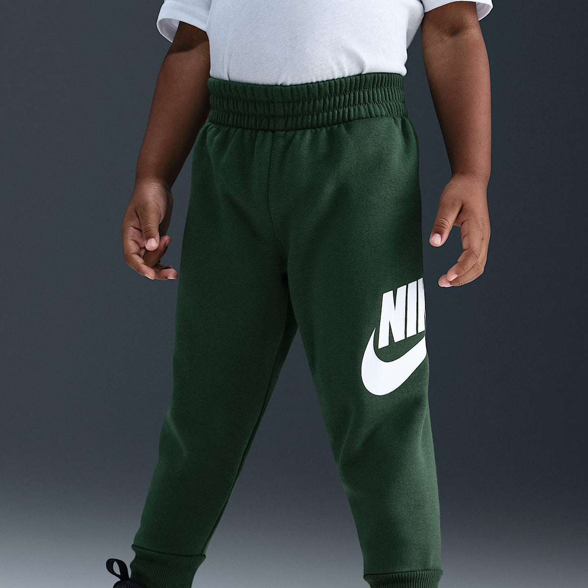 Conjunto de 2 piezas Club Fleece infantil Nike – Abeto – vista 4