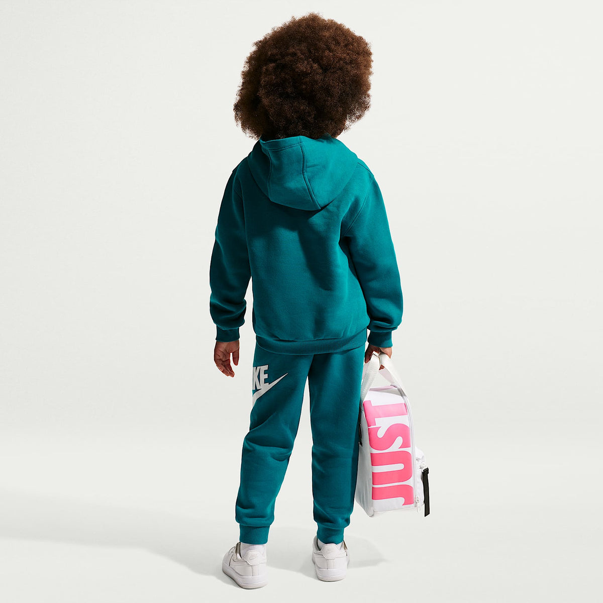 Conjunto de 2 piezas Club Fleece para niños talla pequeña Nike – Abeto brillante – vista 7