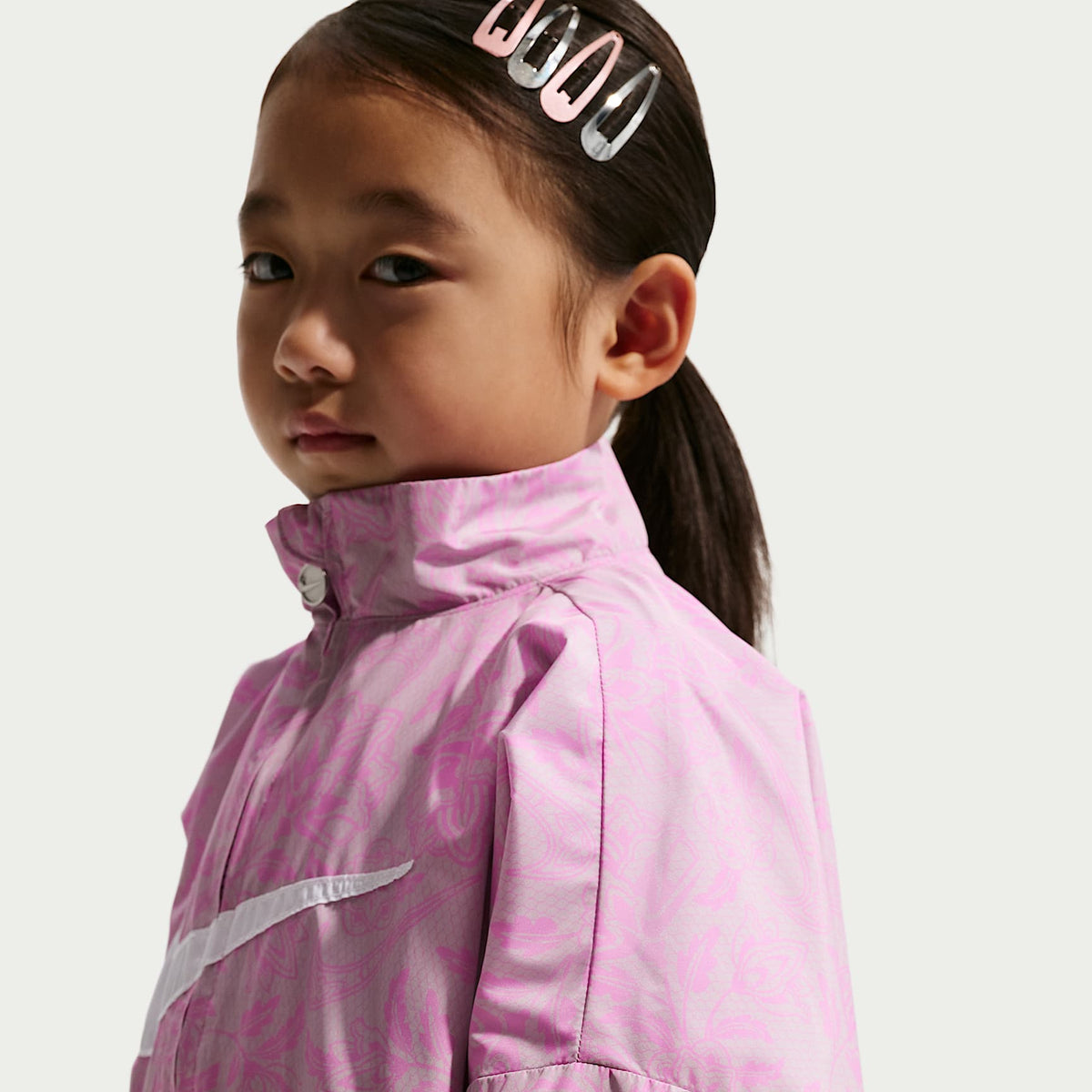 Chamarra de tejido Woven infantil Nike Club – Morado – vista 2