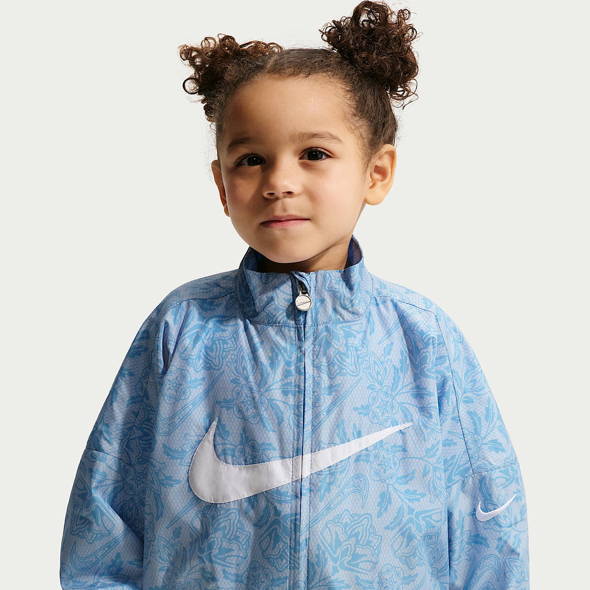 Chamarra de tejido Woven infantil Nike Club – Azul – vista 1