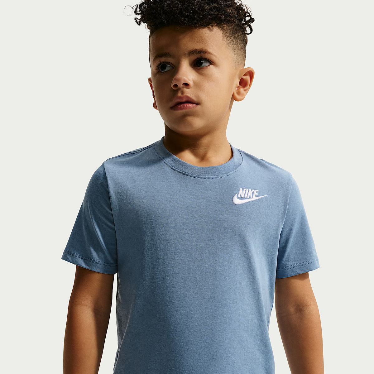 Conjunto de 2 piezas con shorts de tejido Knit Club para niños talla pequeña Nike – Azul de trabajo – vista 2