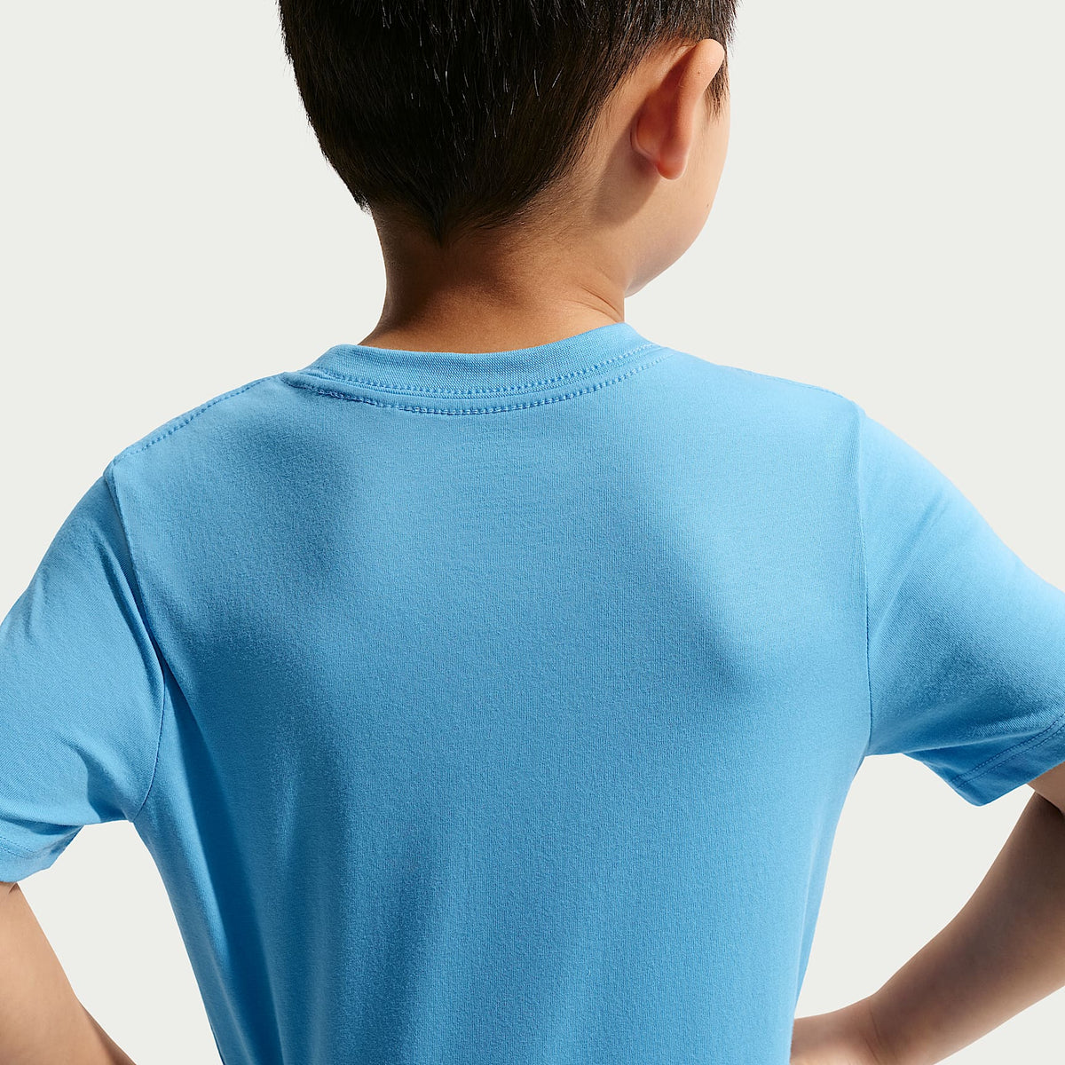 Conjunto de 2 piezas con shorts de tejido Knit Club para niños talla pequeña Nike – Azul – vista 3