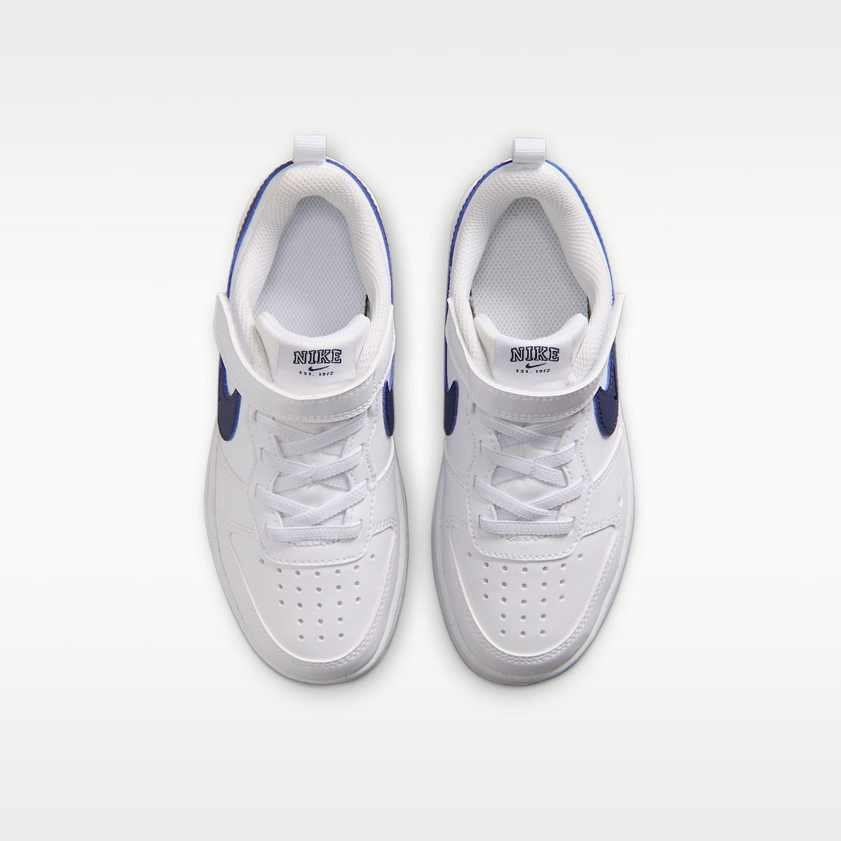 Nike Court Borough Low – Blanco/Azul marino medianoche – vista 4