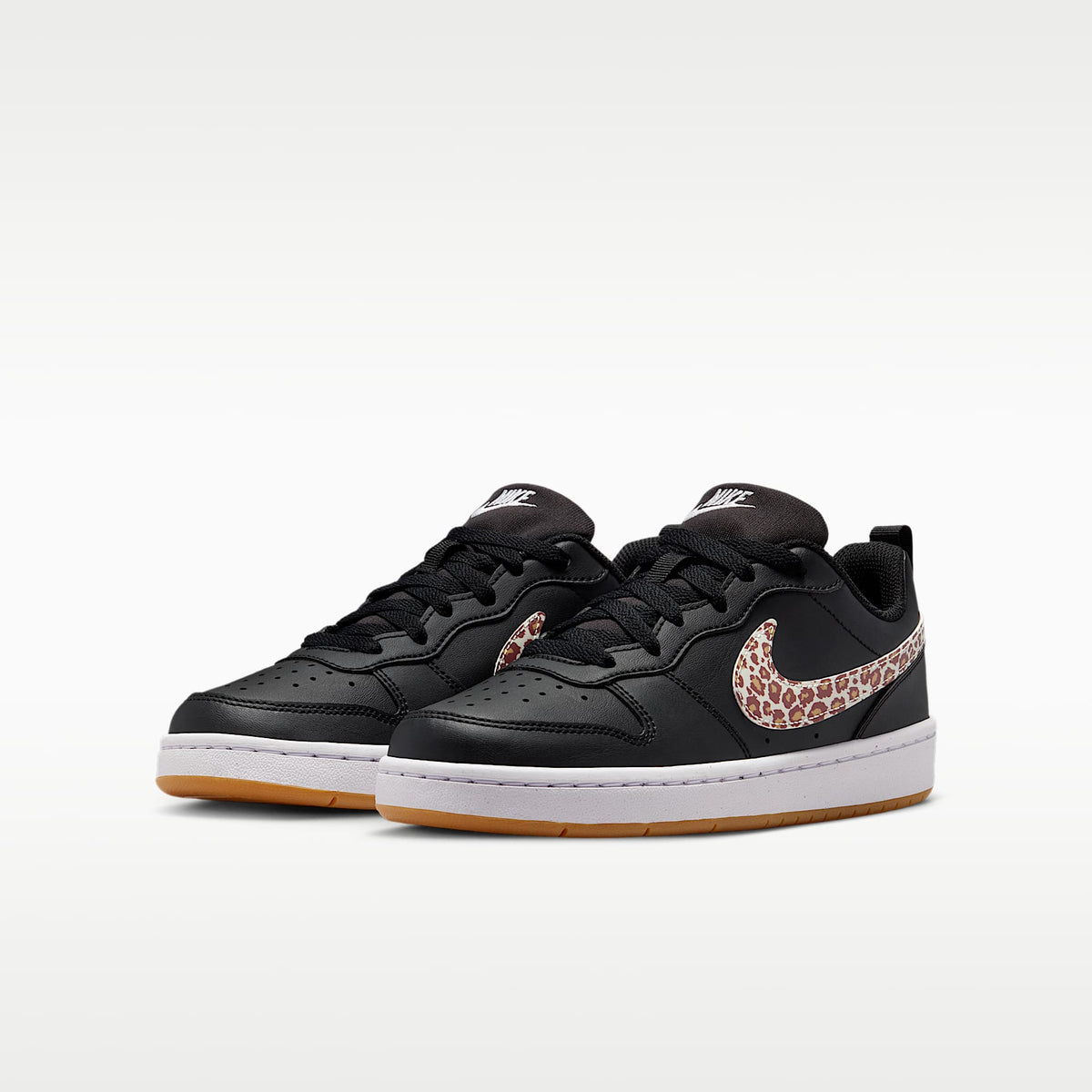 Nike Court Borough Low – Negro/Blanco – vista 5