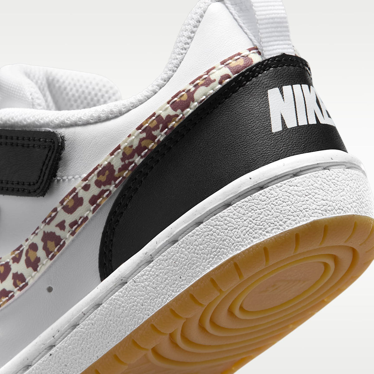 Nike Court Borough Low – Negro/Blanco/Marrón medio goma/Blanco – vista 8