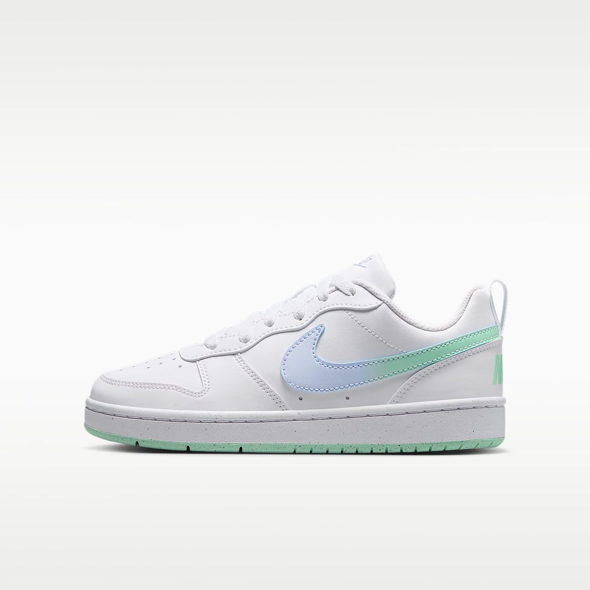 Nike Court Borough Low – Blanco/Gris fútbol/Verde ártico – vista 1