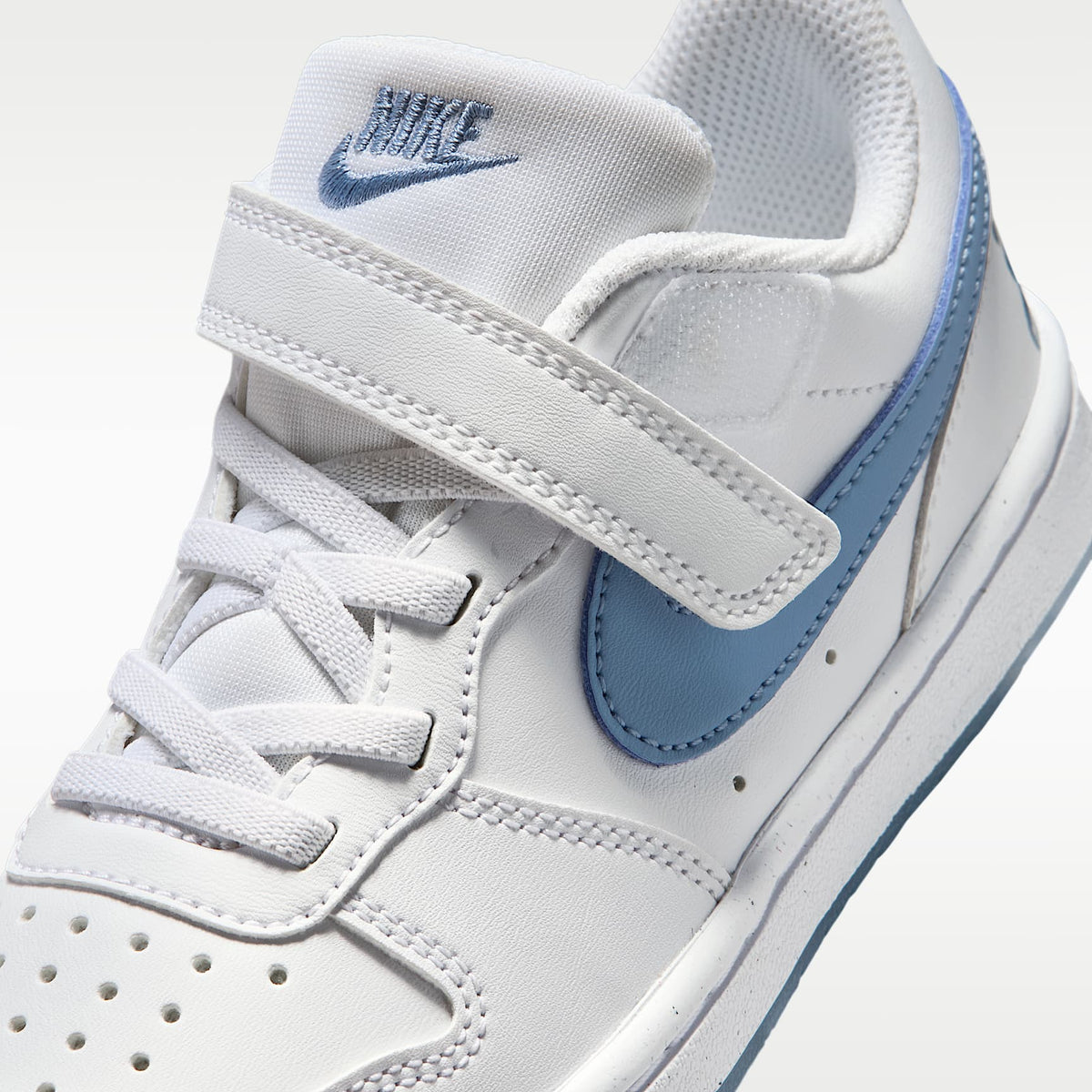 Nike Court Borough Low – Blanco/Azul de trabajo – vista 7