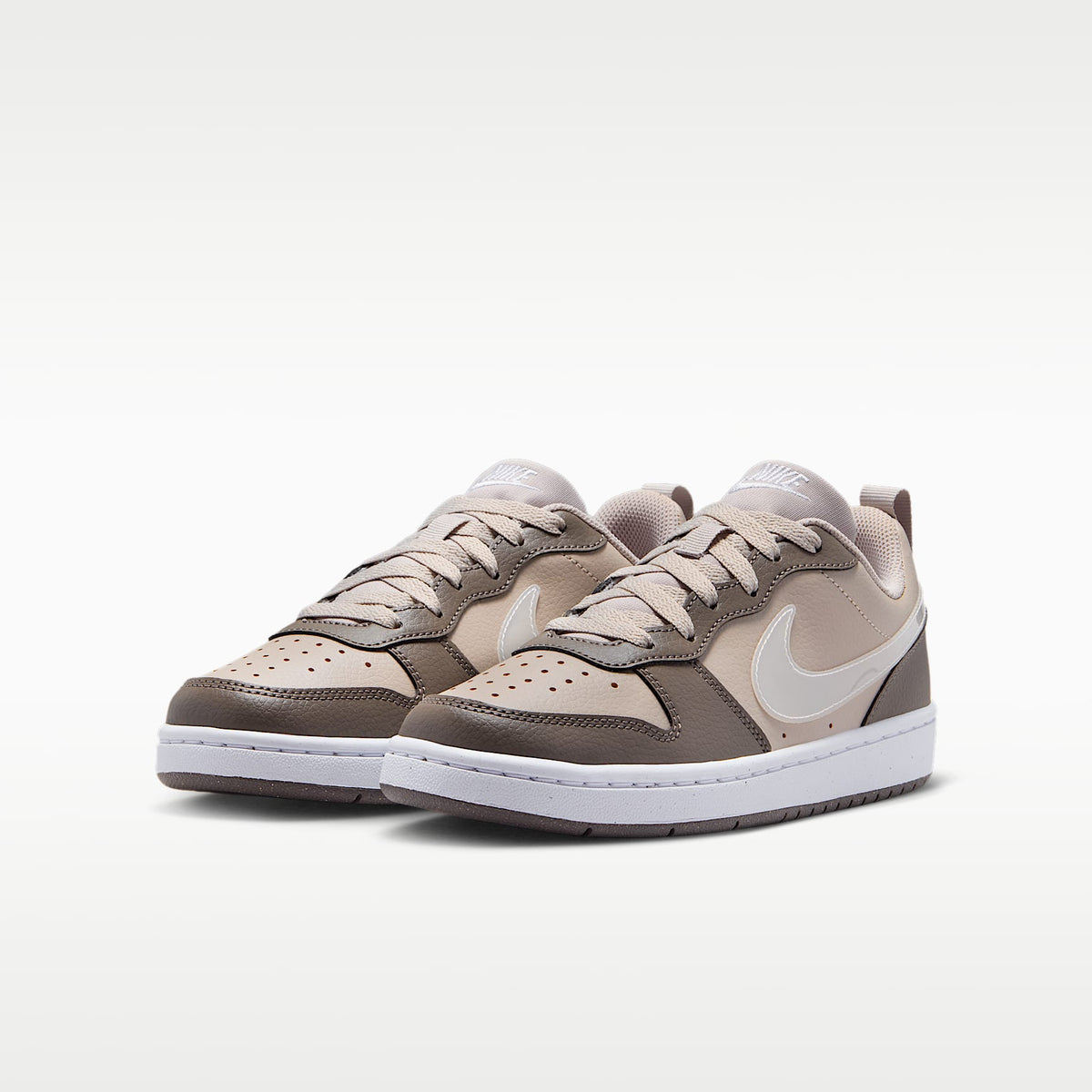Nike Court Borough Low – Gris partícula/Cueva/Blanco/Blanco – vista 5