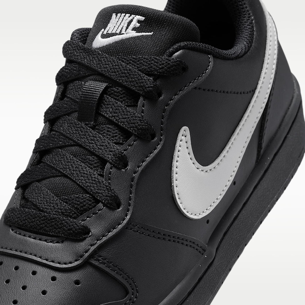 Nike Court Borough Low Recraft – Negro/Negro/Gris niebla – vista 7