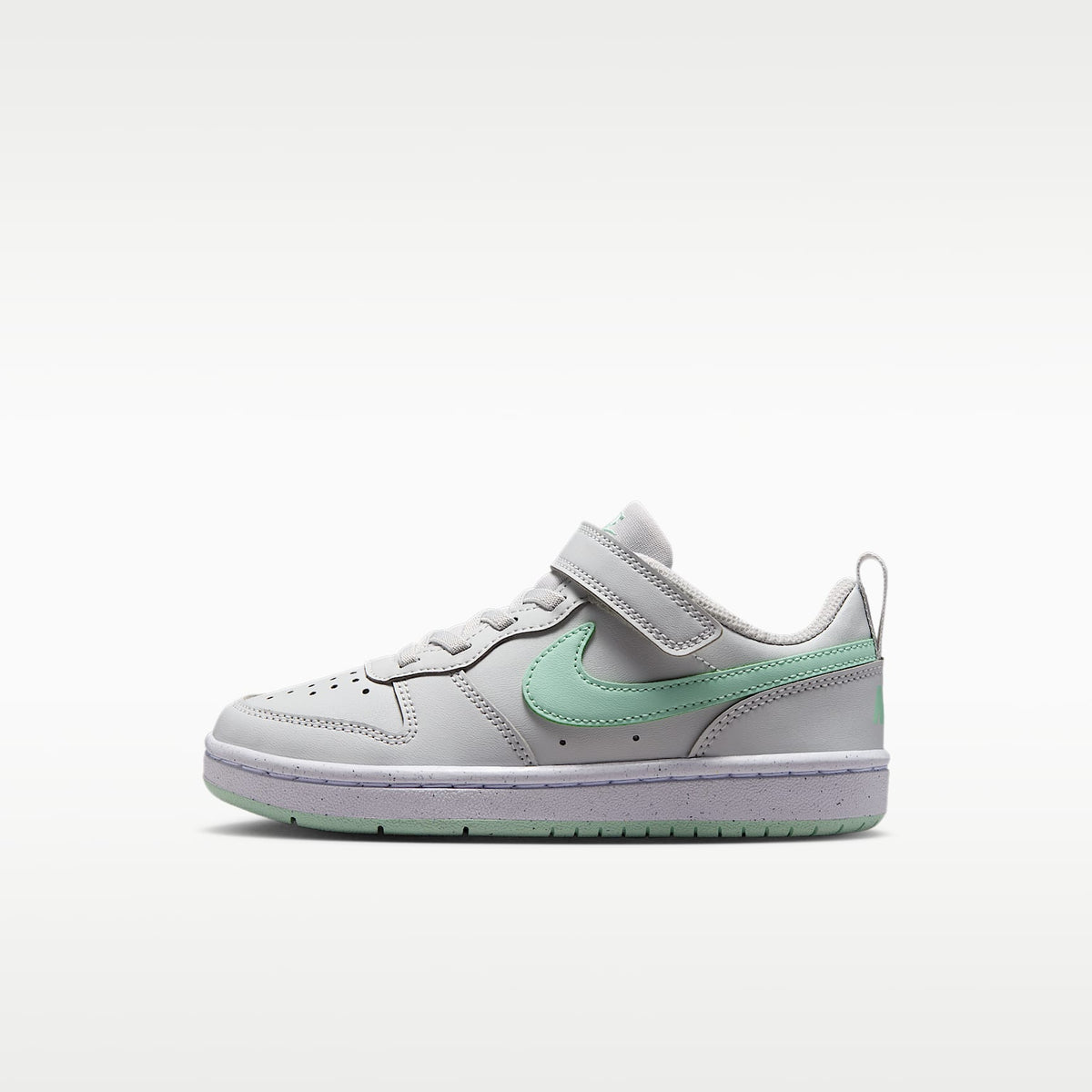 Nike Court Borough Low Recraft – Polvo fotón/Blanco/Verde ártico – vista 1