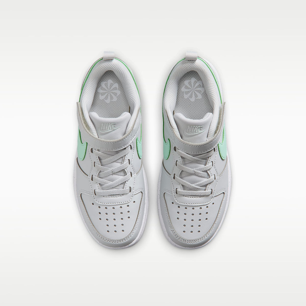 Nike Court Borough Low Recraft – Polvo fotón/Blanco/Verde ártico – vista 4