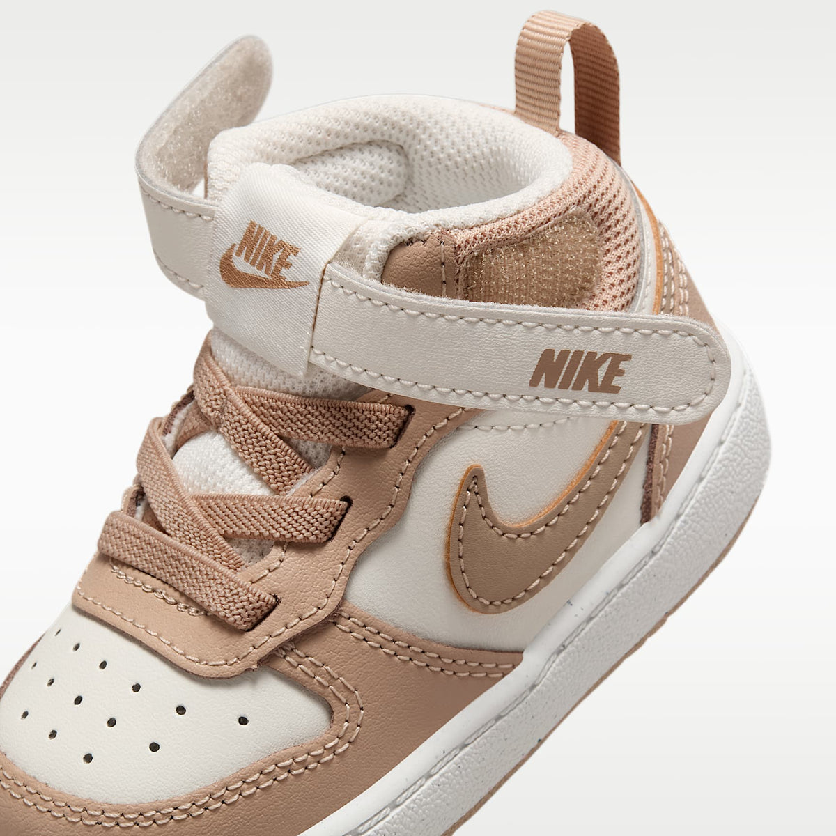 Nike Court Borough Mid 2 – Marfil pálido/Vela/Cáñamo – vista 8