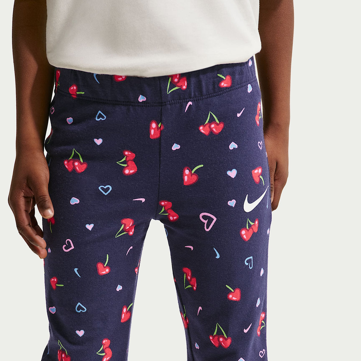 Conjunto de leggings y sudadera de cuello redondo para niños talla pequeña Nike Cherry – Azul marino medianoche – vista 4