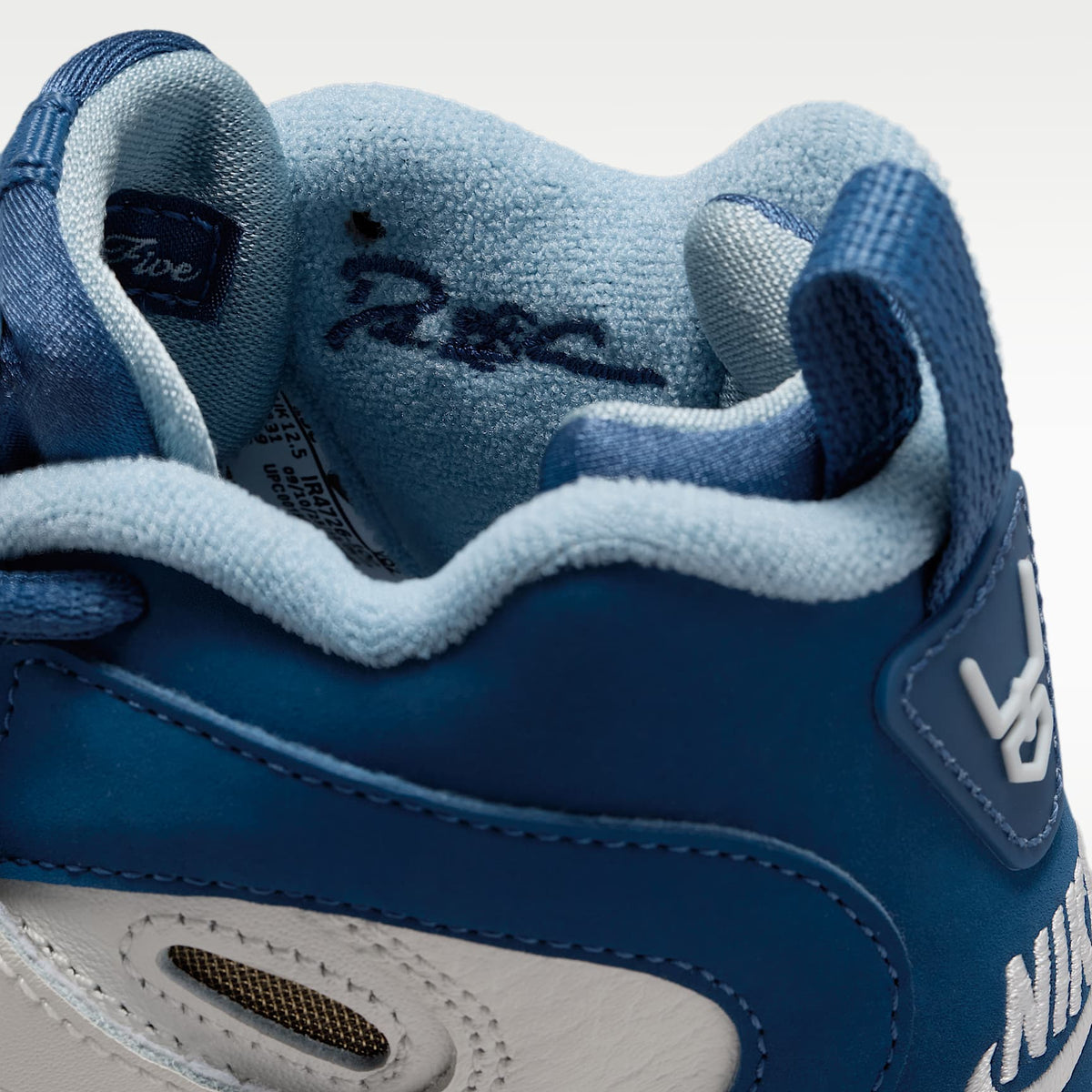 Nike Diamond Turf II – Vela/Gris azulado/Oro metalizado/Azul marino místico – vista 10