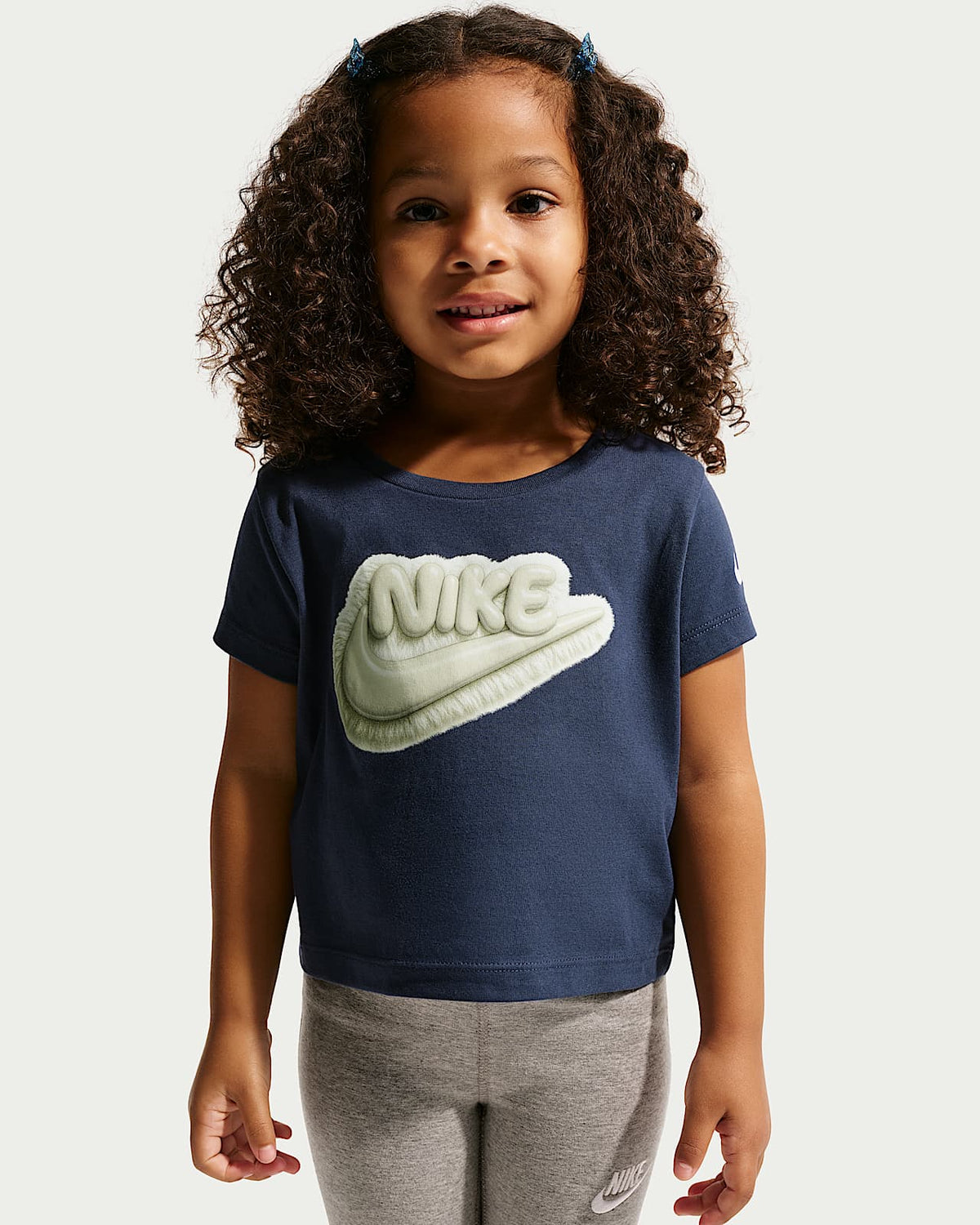 Camiseta Nike Dream Float Boxy para Niña Pequeña