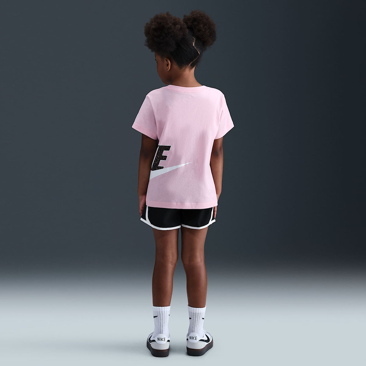 Shorts tempo para niños talla pequeña Nike Dri-FIT – Negro – vista 4