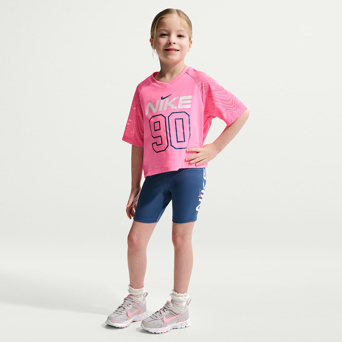 Conjunto de dos piezas de shorts de ciclismo Dri-FIT Easy Breezy para niños talla pequeña Nike – Azul marino místico – vista 1