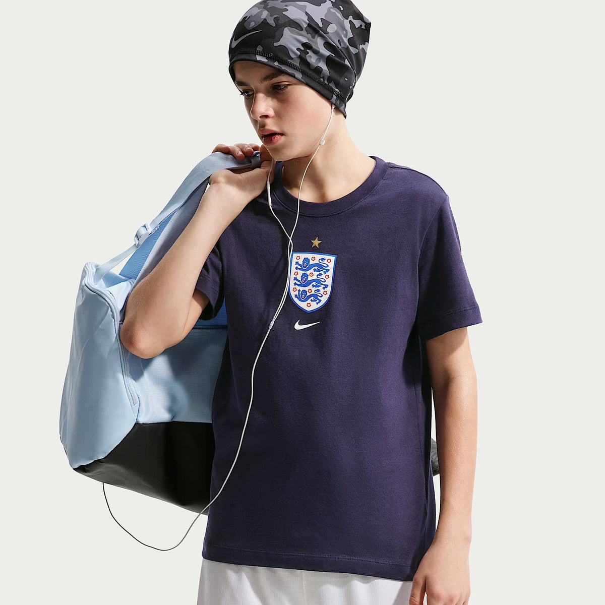 Playera de fútbol Nike para niños talla grande England – Obsidiana – vista 3