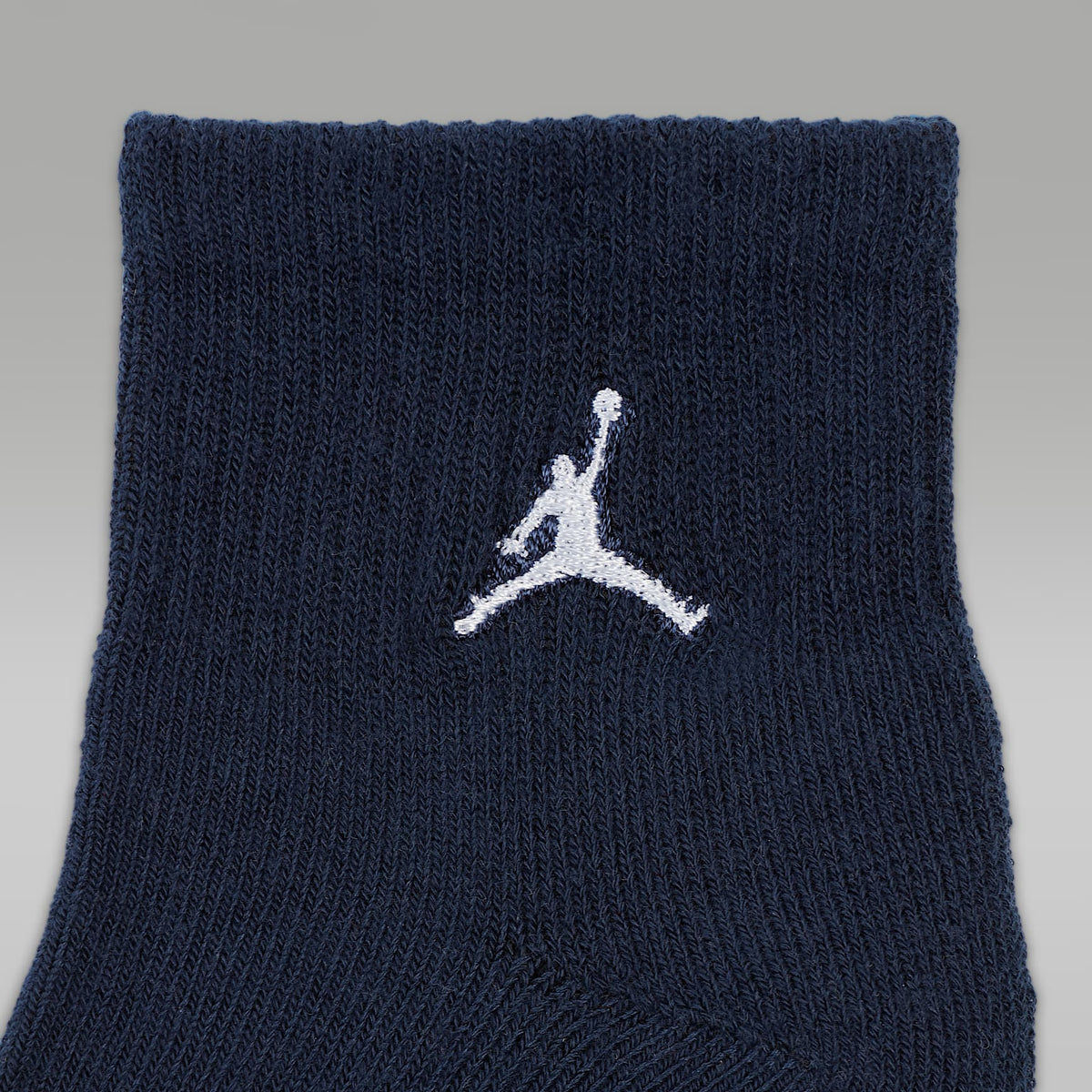 Calcetines al tobillo para niños (6 pares) Jordan Everyday Essentials – Multicolor/Obsidiana – vista 4
