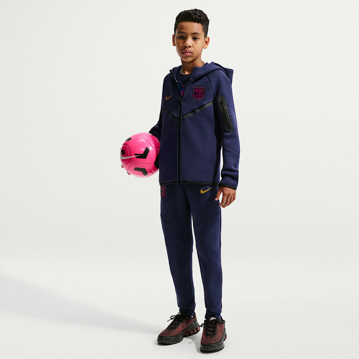 Sudadera con gorro de fútbol Nike de cierre completo para niño talla grande FC Barcelona Tech Fleece – Azul oscuro/Amarillo mineral – vista 4