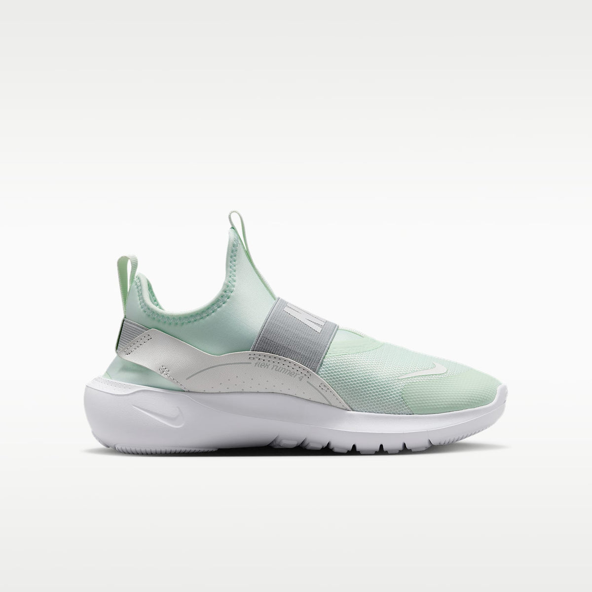 Nike Flex Runner 4 – Verde ligero/Polvo fotón/Blanco/Plata claro – vista 3