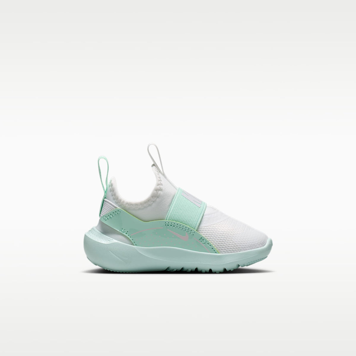 Nike Flex Runner 4 – Blanco cumbre/Verde ártico/Verde ligero/Polvo fotón – vista 3