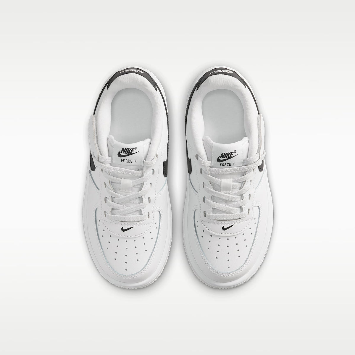 Nike Force 1 Low EasyOn – Blanco/Negro – vista 4