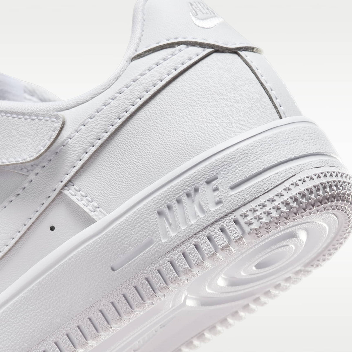 Nike Force 1 Low EasyOn – Blanco/Blanco/Blanco – vista 8