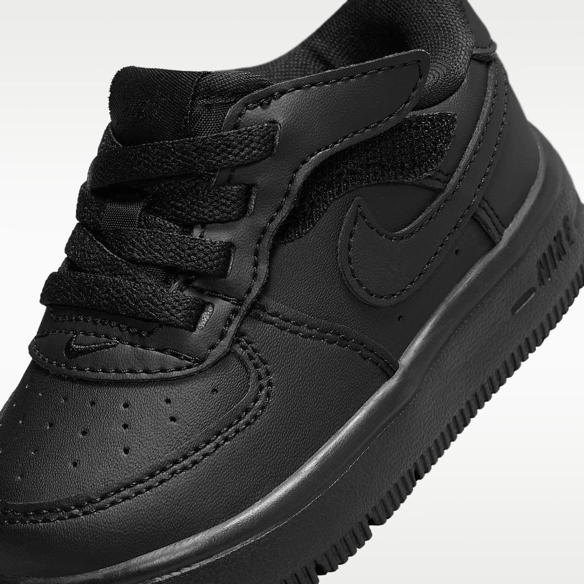 Nike Force 1 Low EasyOn – Negro/Negro/Negro/Negro – vista 7