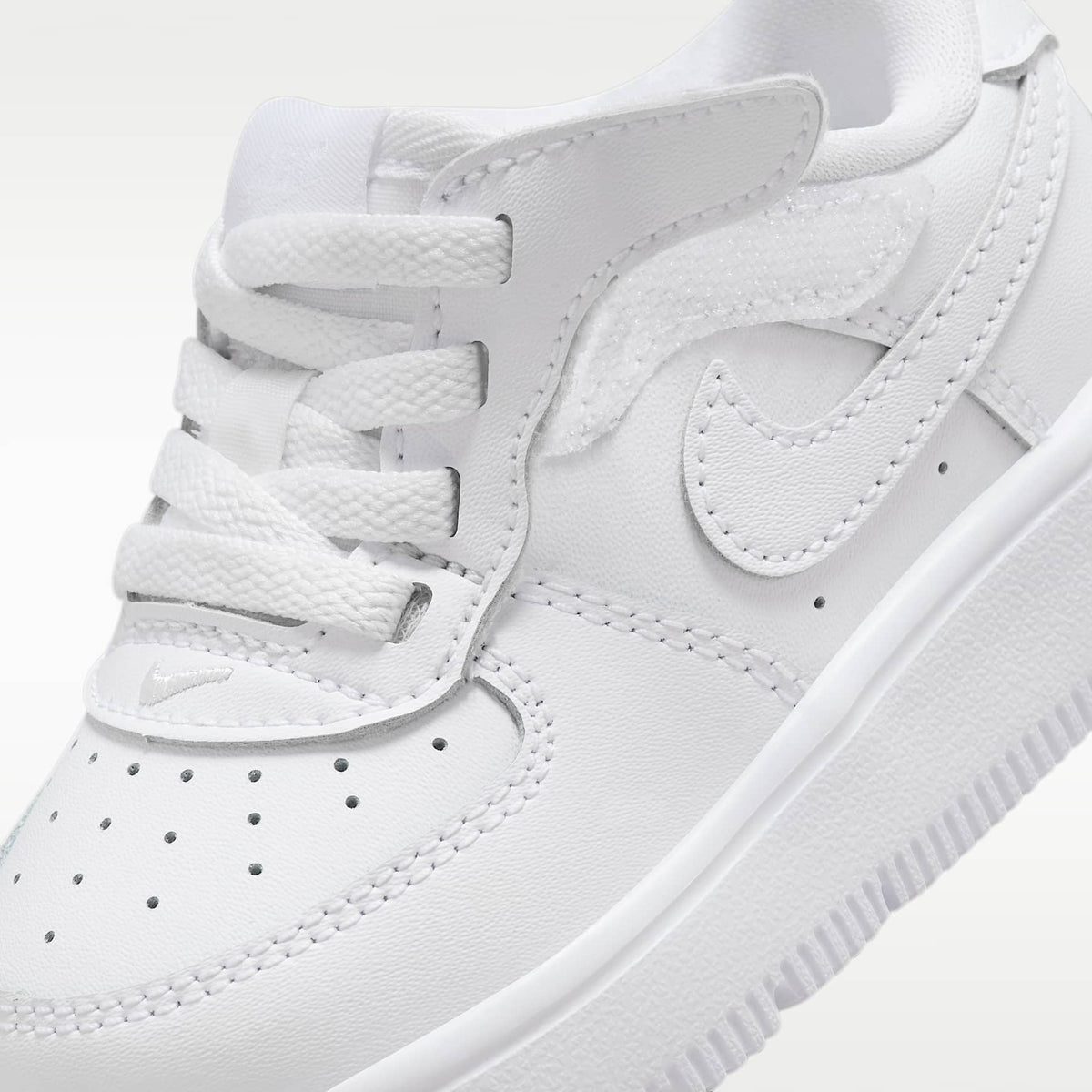 Nike Force 1 Low EasyOn – Blanco/Blanco/Blanco – vista 7