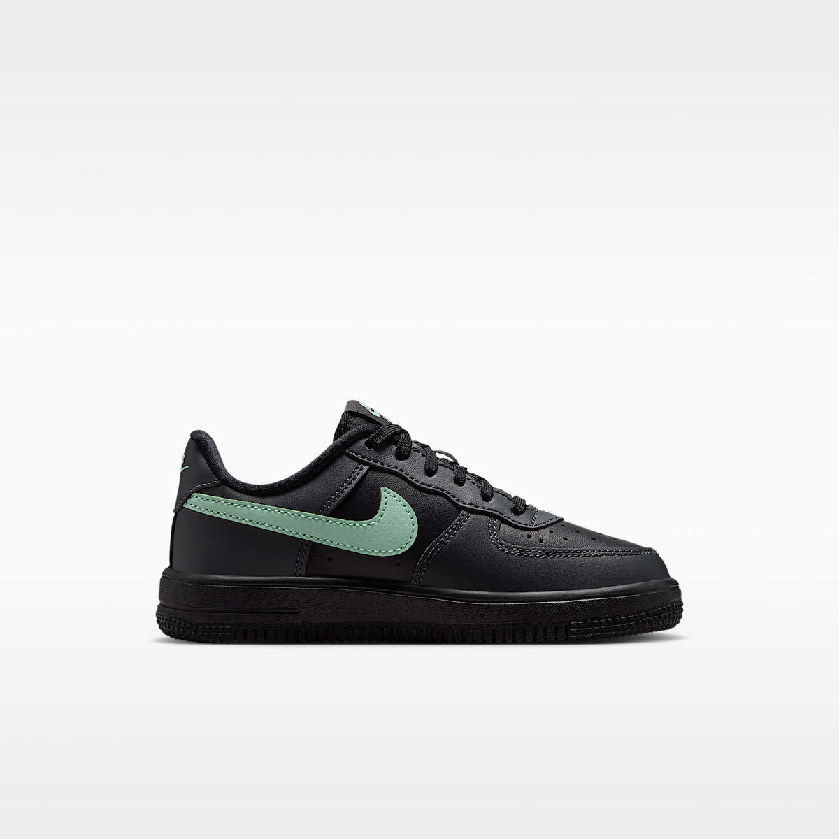 Nike Force 1 Low – Negro/Antracita/Verde ártico – vista 3