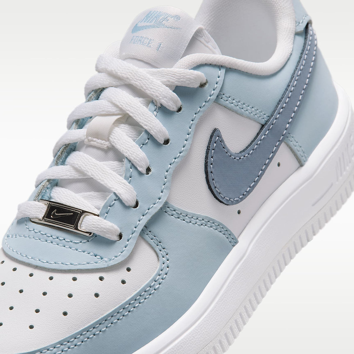 Nike Force 1 Low – Azul militar claro/Blanco/Plata metalizado/Pizarra cenizo – vista 7