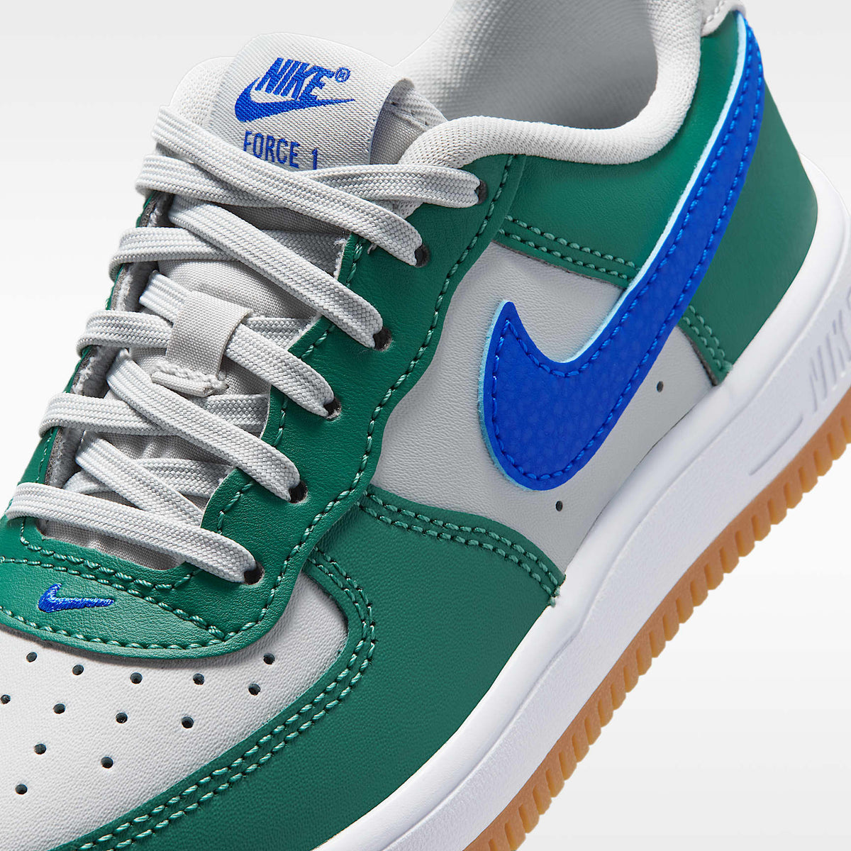 Nike Force 1 Low – Gris niebla/Aura perenne/Blanco/Azul carrera – vista 7