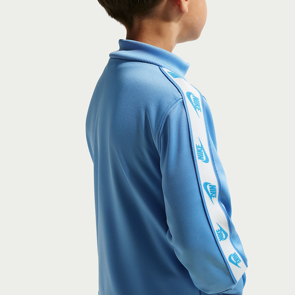 Conjunto de 2 piezas de cierre completo y cinta con logotipos para niños talla pequeña Nike Dri-FIT – Azul – vista 3