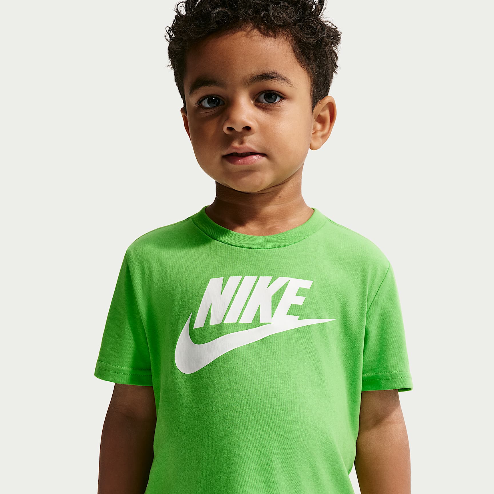 Playera Futura Evergreen infantil Nike – Verde – vista 1