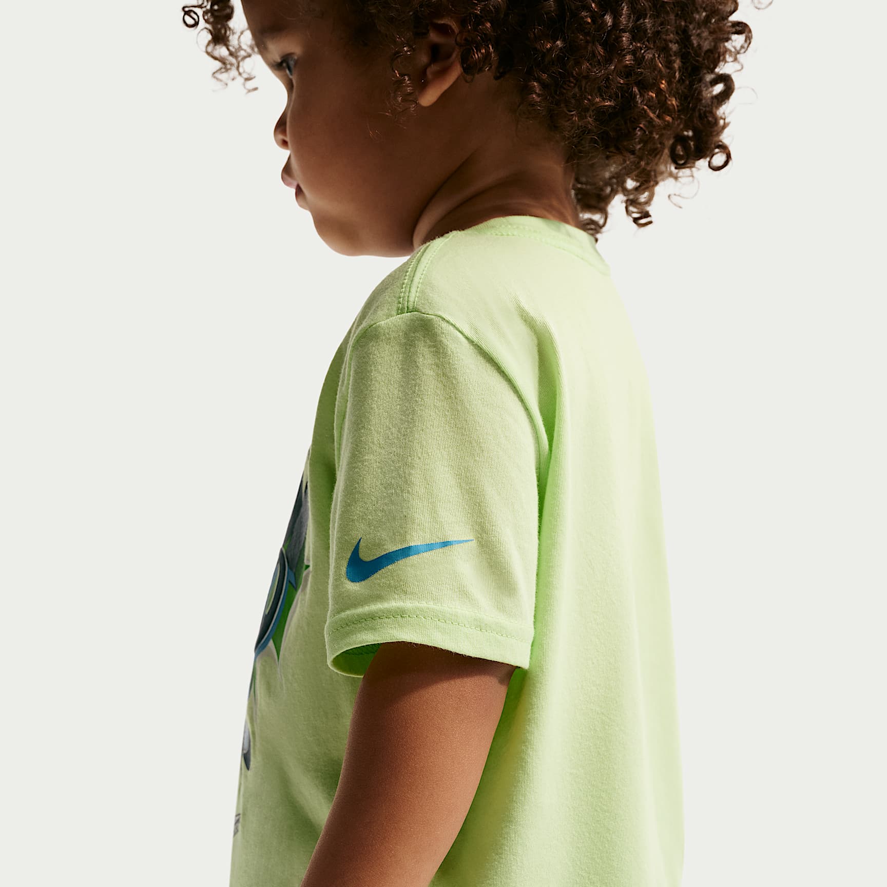 Playera Futura Icon infantil Nike – Verde – vista 2