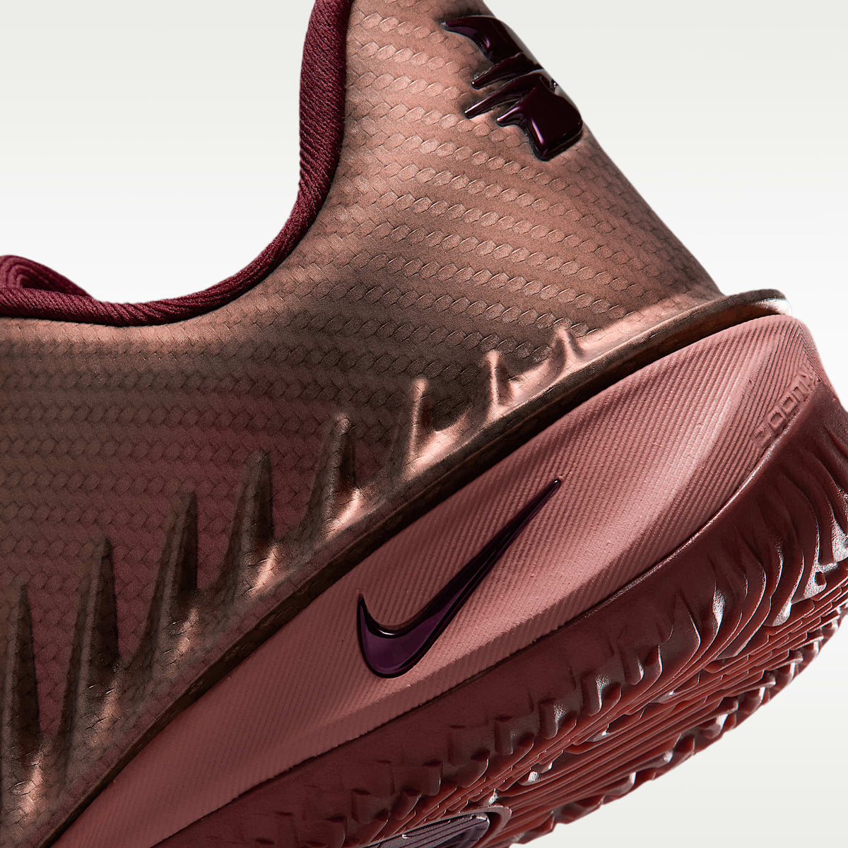 Nike G.T. Cut 4 "Dylan Harper" – Oro rosa metalizado/Castaña intenso – vista 8
