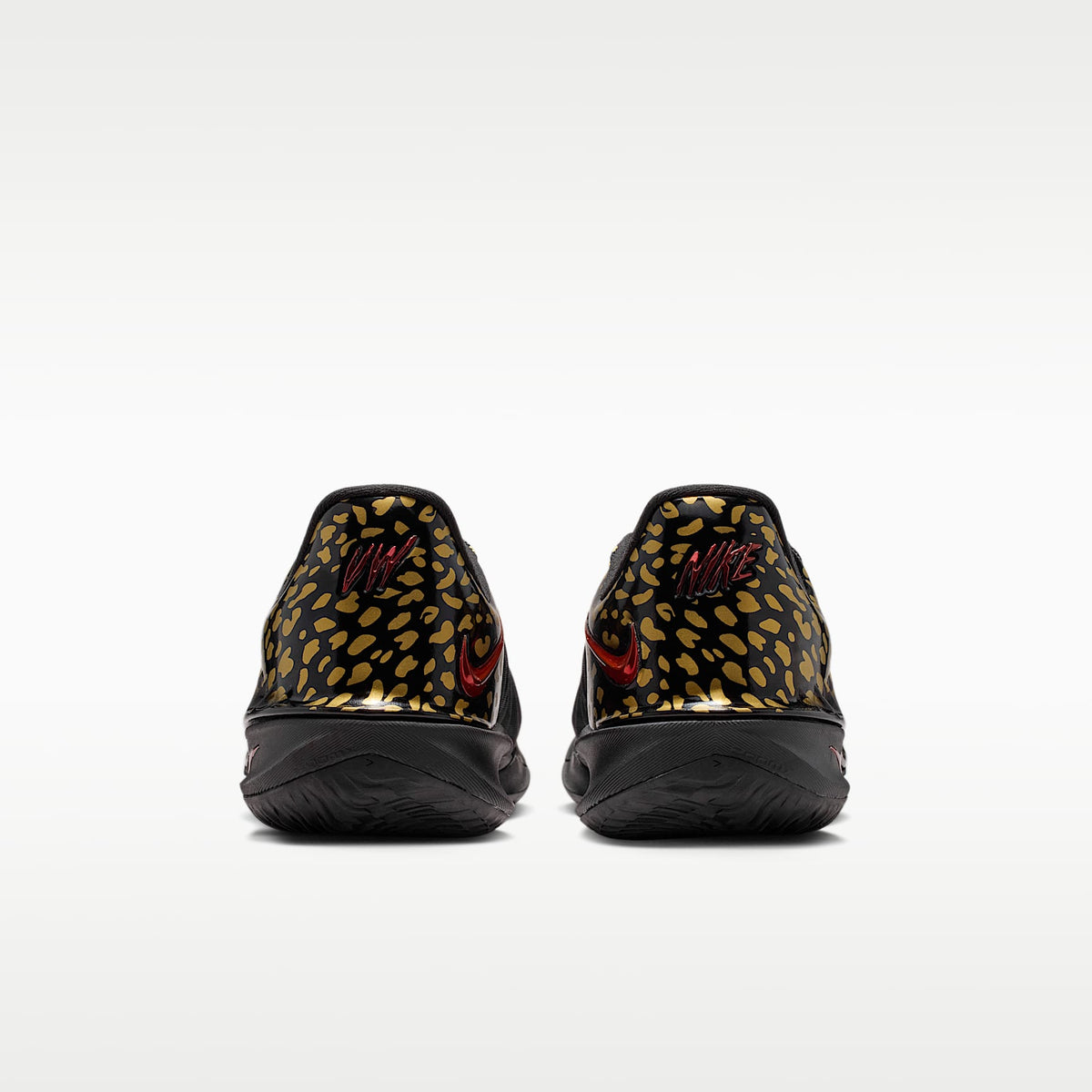 Nike G.T. Cut 4 "Victor Wembanyama" – Negro/Oro metalizado/Carmesí brillante – vista 6