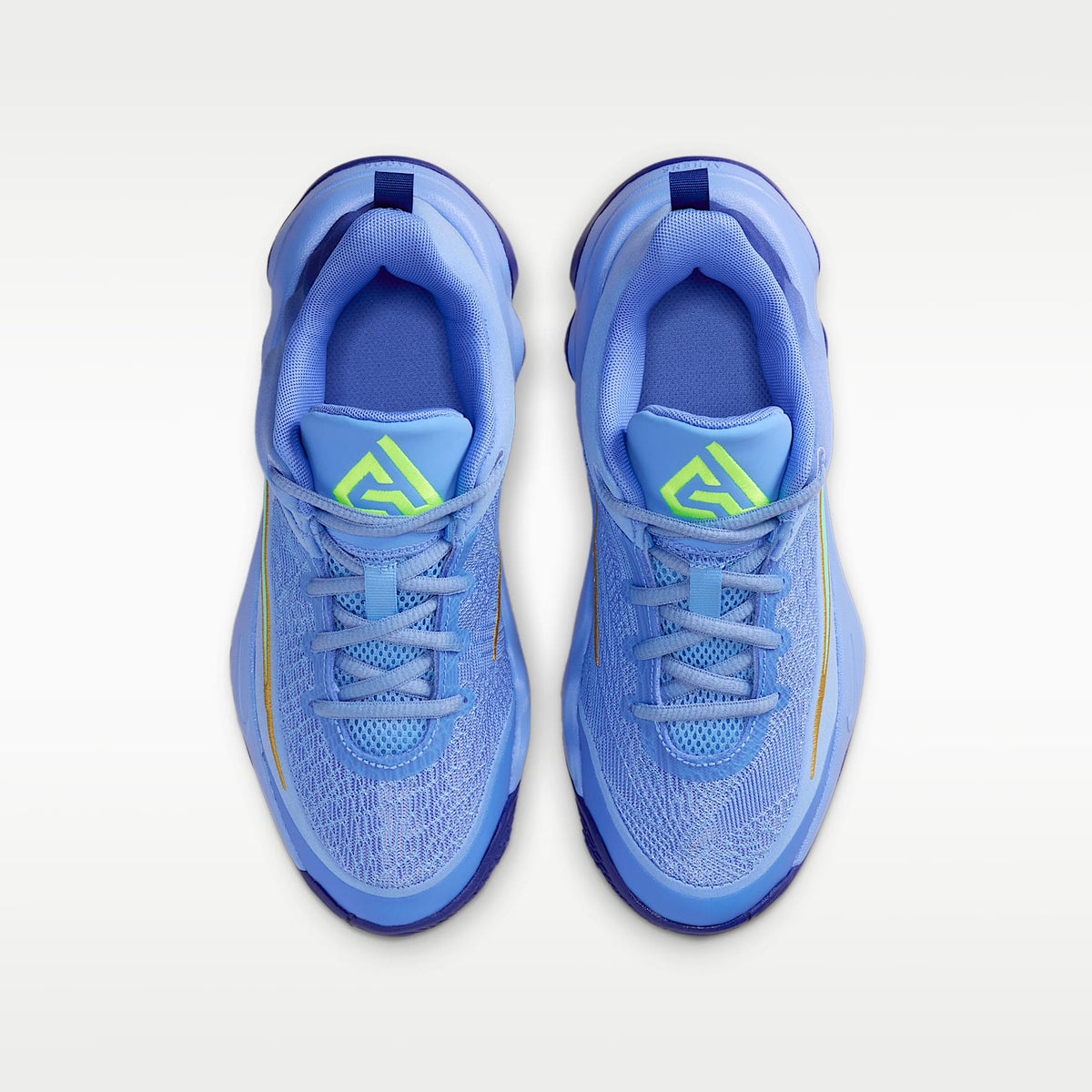 Giannis Immortality 4 – Royal pulso/Royal intenso/Volt/Hiperturquesa – vista 4