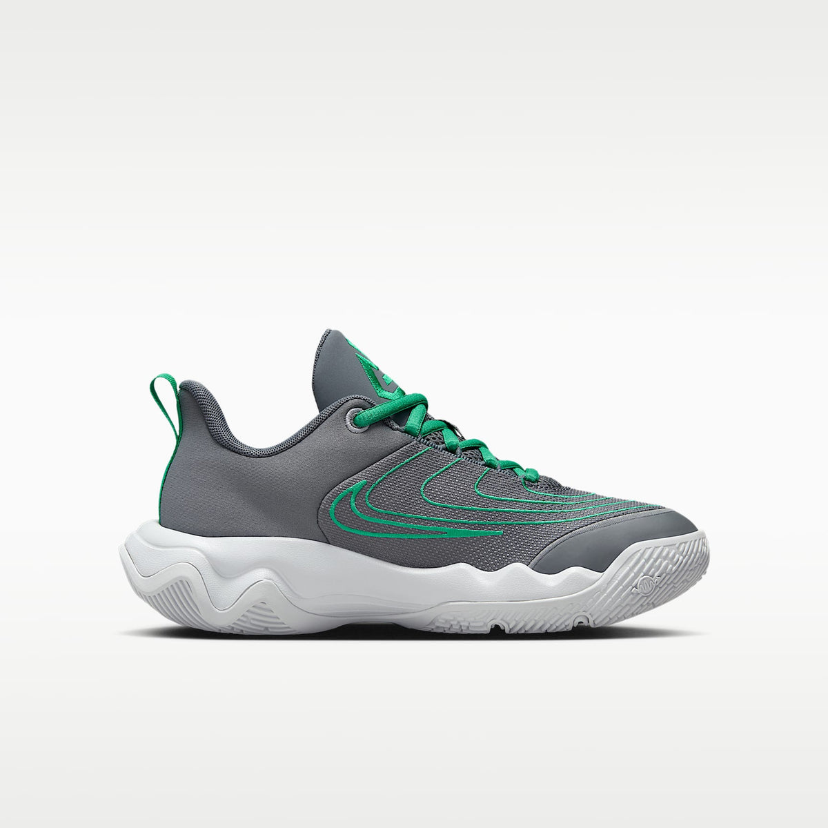 Giannis Immortality 4 – Gris humo/Gris lobo/Gris humo oscuro/Verde estadio – vista 3
