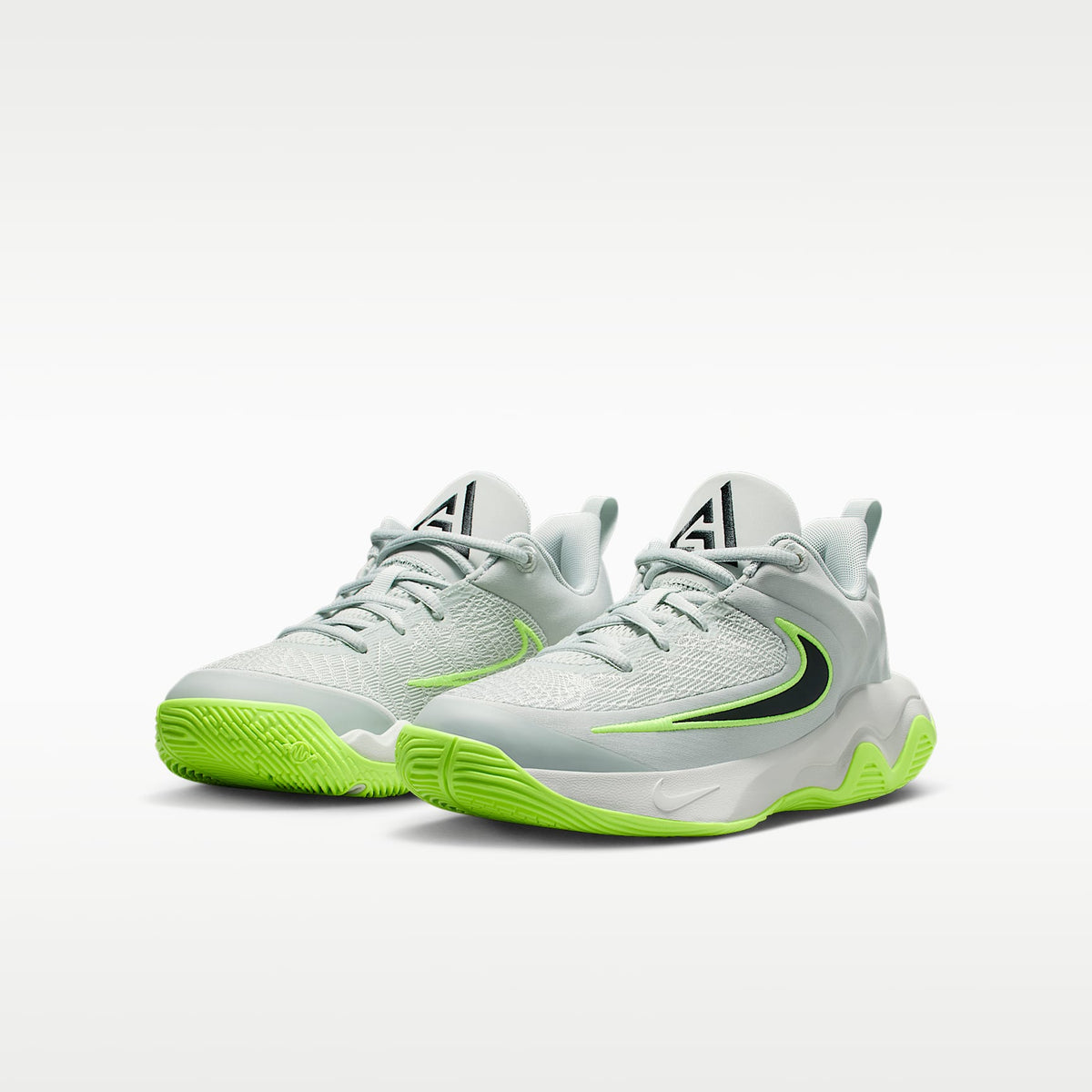 Giannis Immortality 4 – Plata claro/Volt/Negro – vista 5