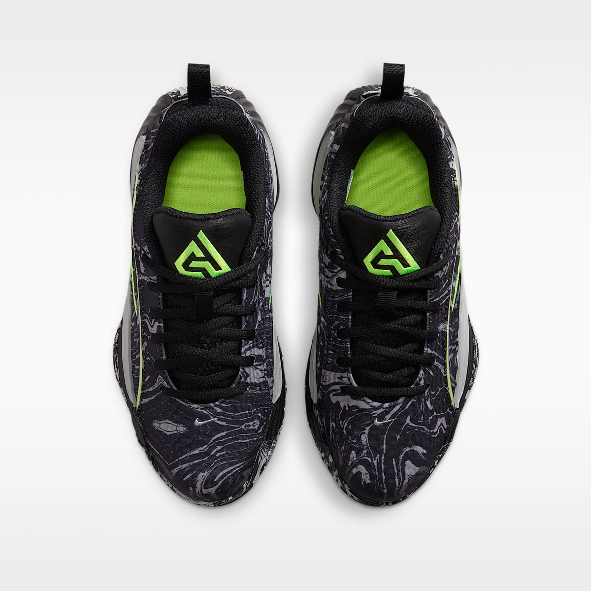 Giannis Immortality 5 – Negro/Gris humo claro/Volt – vista 4