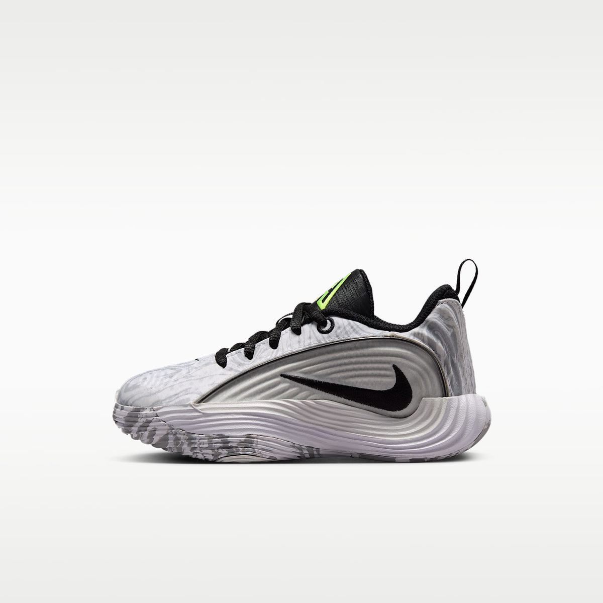 Giannis Immortality 5 – Blanco/Blanco cáscara de huevo/Gris humo claro/Plata metalizado – vista 1