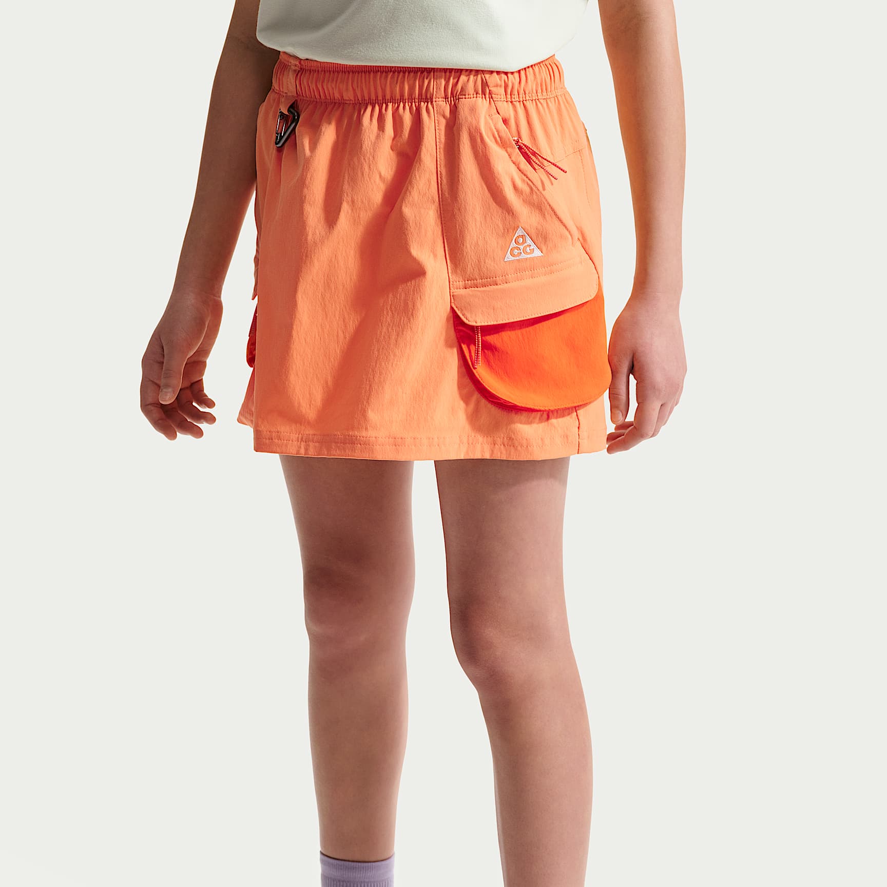 Skort para niña talla grande Nike ACG – Marrakech/Naranja seguridad/Marrakech/Blanco cumbre – vista 2